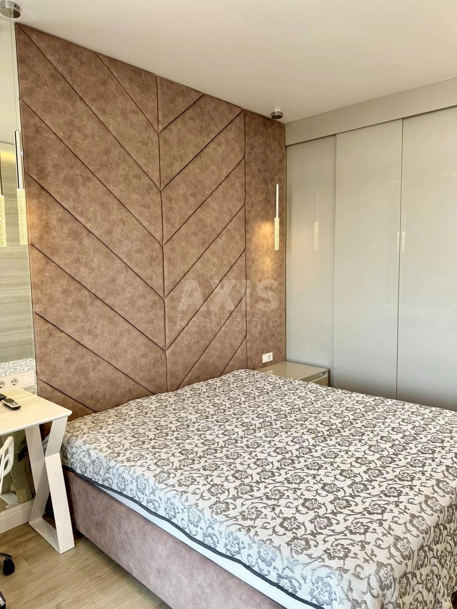 2к квартира ул. Федорова Ивана 2А687101