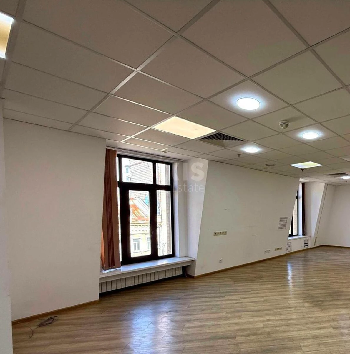Office vul. Velyka Vasyl'kivs'ka 19, 650m2659845