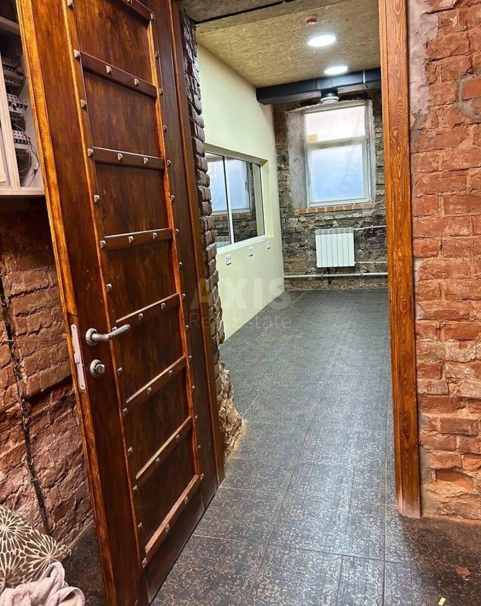 Office vul. Volodymyrs'ka 6/1, 76m2690943