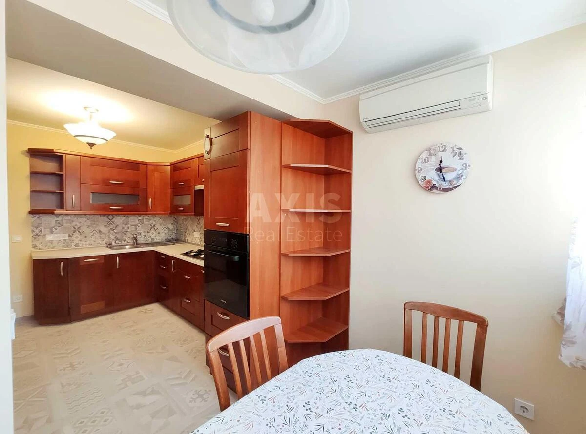 2k apartment vul. Rybal's'ka 8704423
