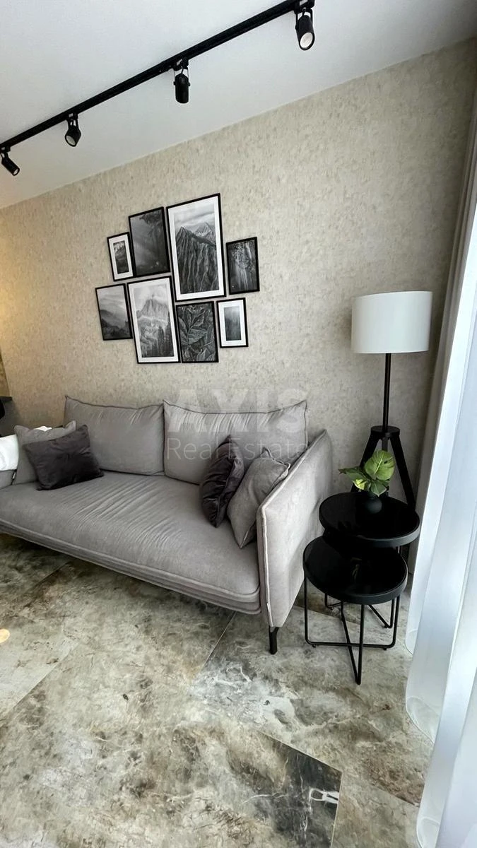 1k apartment nab. Dniprovs'ka 18657752