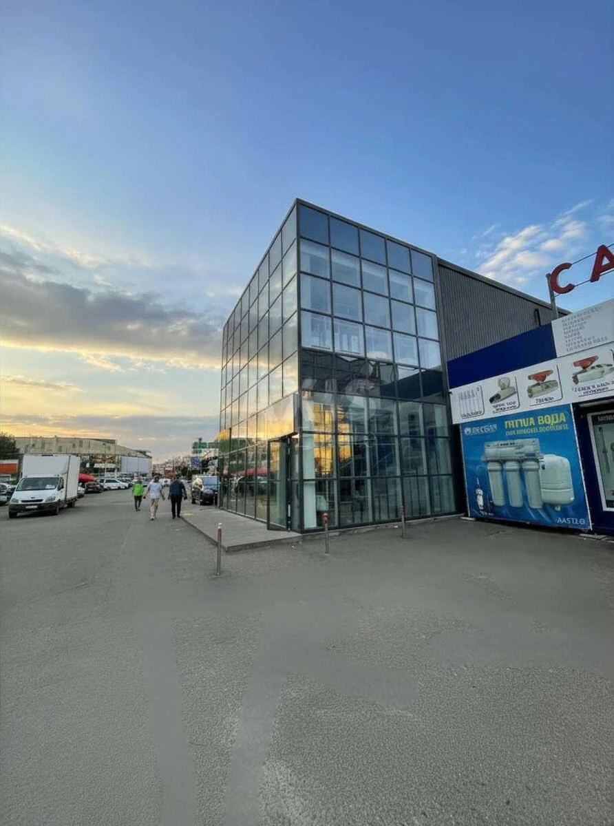 Объект торговли ул. Героев Днепра 43Д, 177м2673362