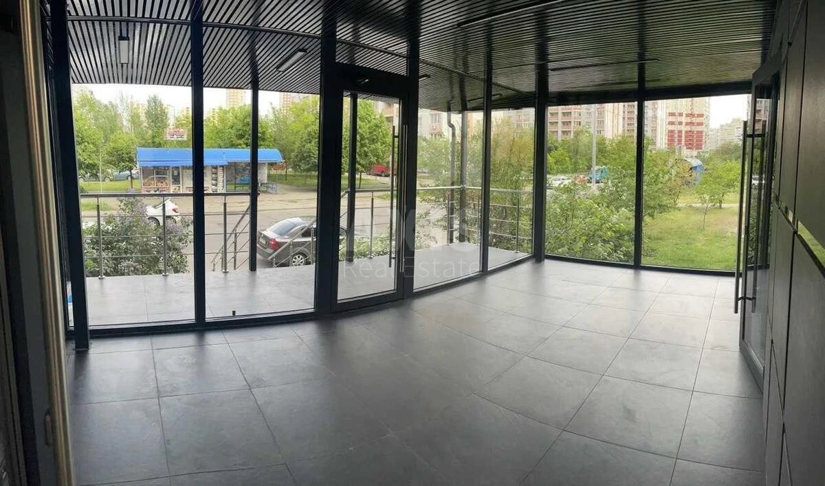 Trade object vul. Urlivs'ka 5, 120m2674151