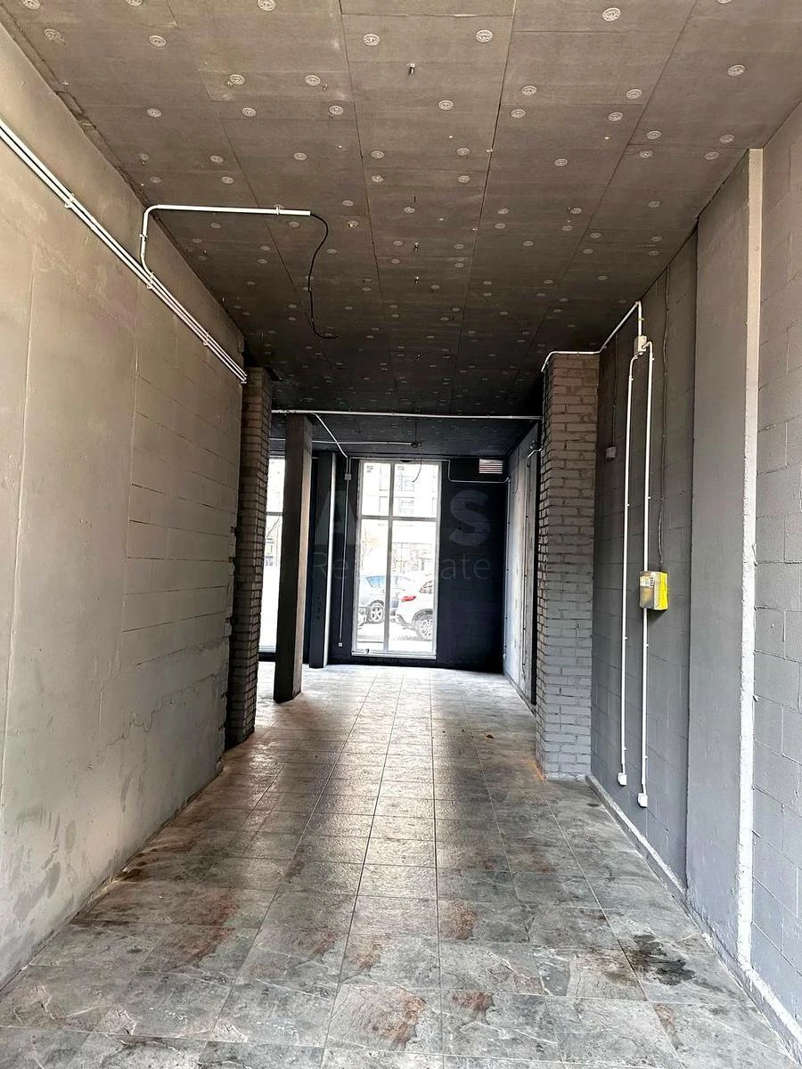 Объект торговли ул. Салютная 2, 76м2658282