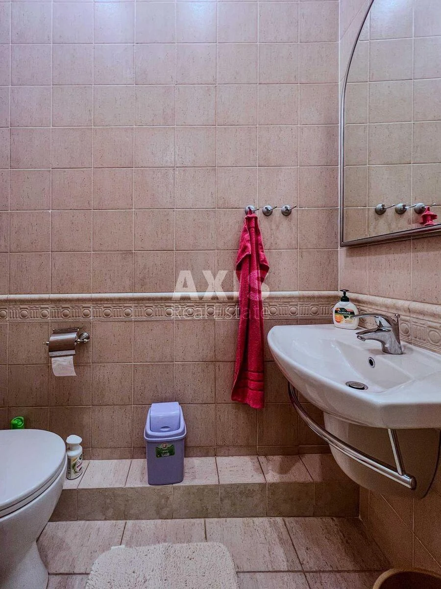 4k apartment vul. Ljuterans'ka 7/106706821