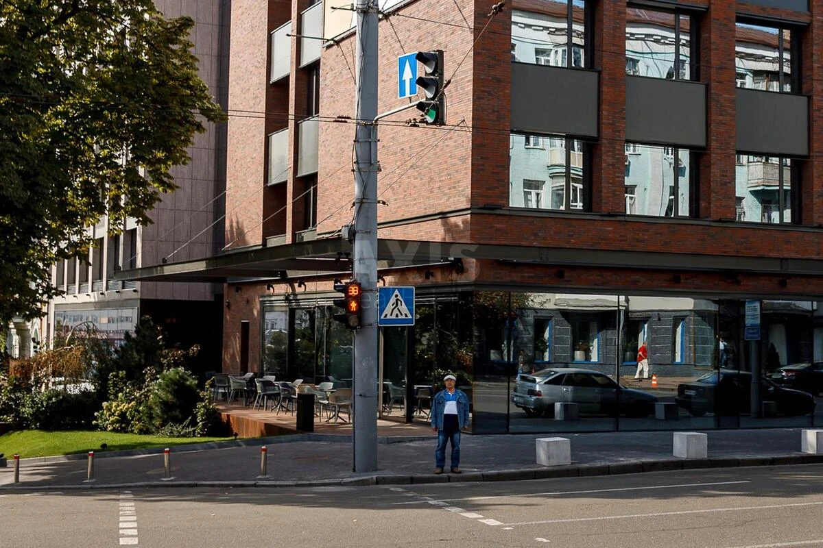 Trade object vul. Saksagans'kogo 53/80, 235m26787714