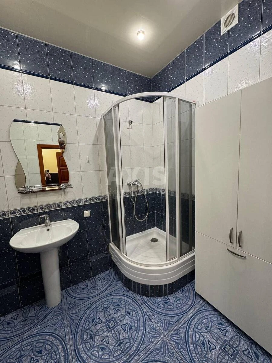 3k apartment vul. Sribnokil's'ka 14А6834414