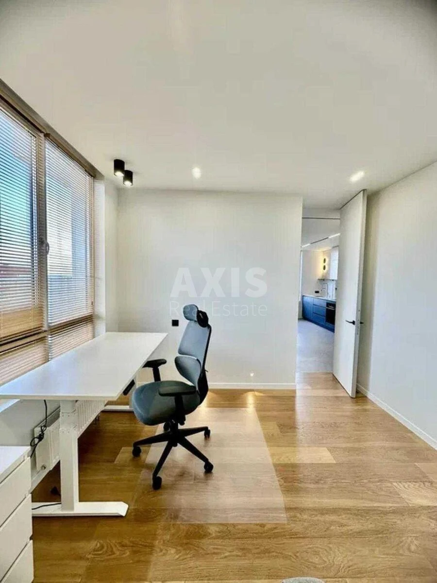 3k apartment vul. Saljutna 2Б649409