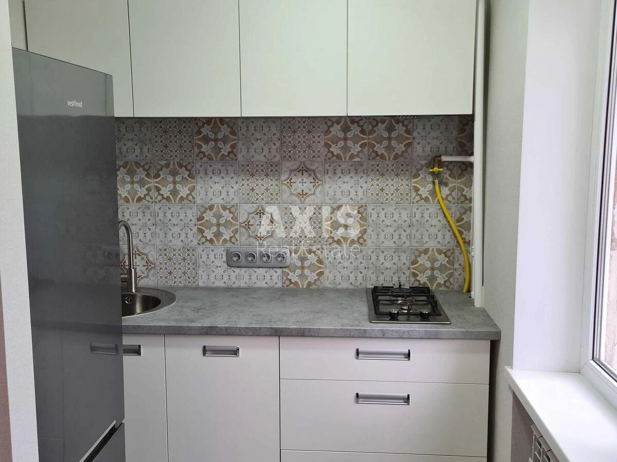 1k apartment bul. Chokolivs'kyj 2347048