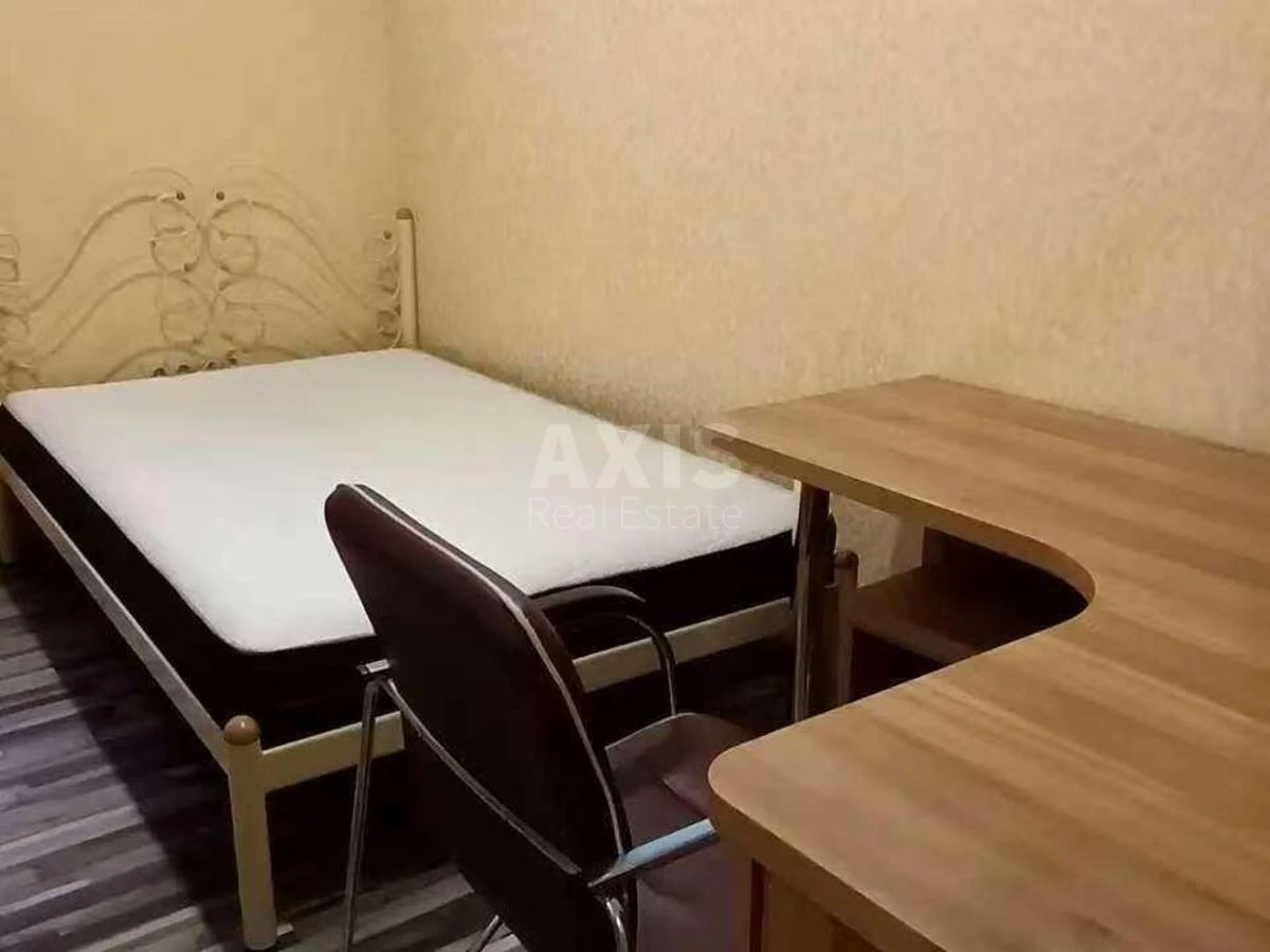 3k apartment vul. Ushyns'kogo 14Б702711