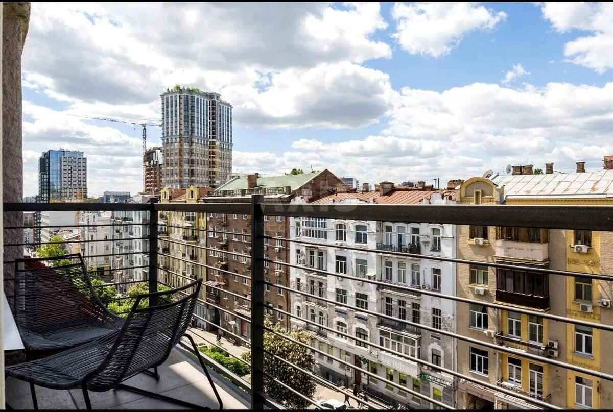 5k apartment vul. Antonovycha 17А7024414