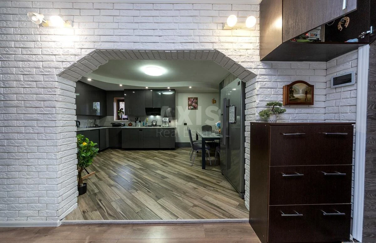 Дoм ул. Бонч-Бруевича, 140м2, город Киев636332