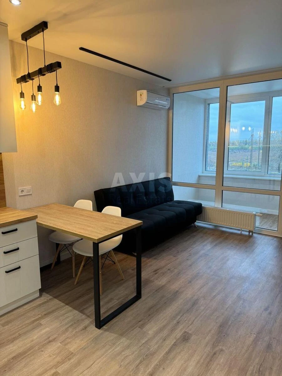 1k apartment vul. Grechka Marshala 42687890