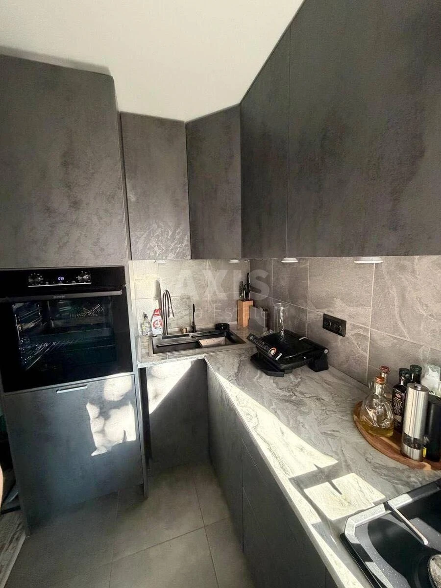 1k apartment vul. Post-Volyns'ka 2/10370124