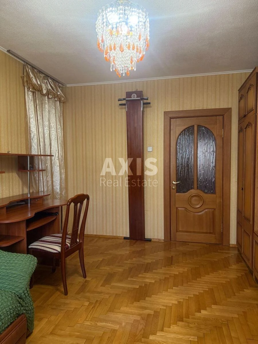 3k apartment vul. Александры Эстер 8642065