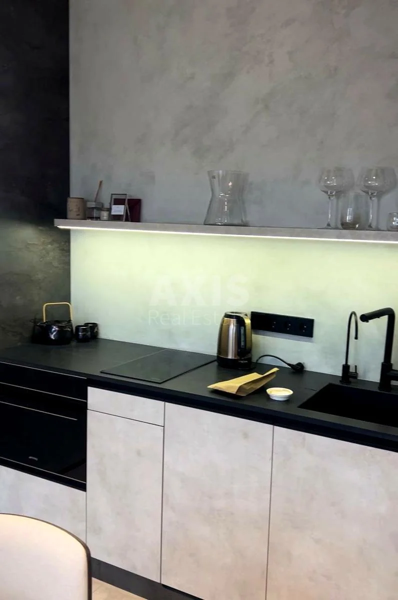 1k apartment vul. Antonovycha 44