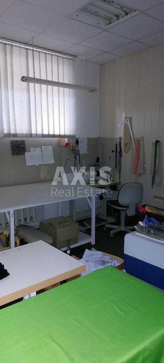 Office vul. Instytuts'ka 16, 562m2607094