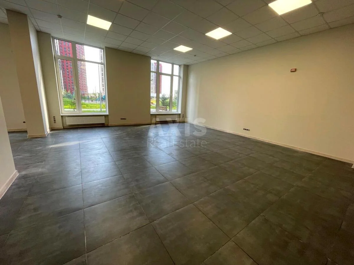 Об'єкт торгівлі вул. Олександра Олеся 8/17, 126м2