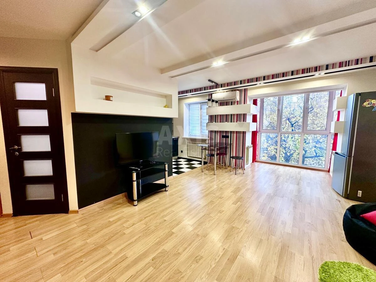 1k apartment vul. Borshhagivs'ka 143616014