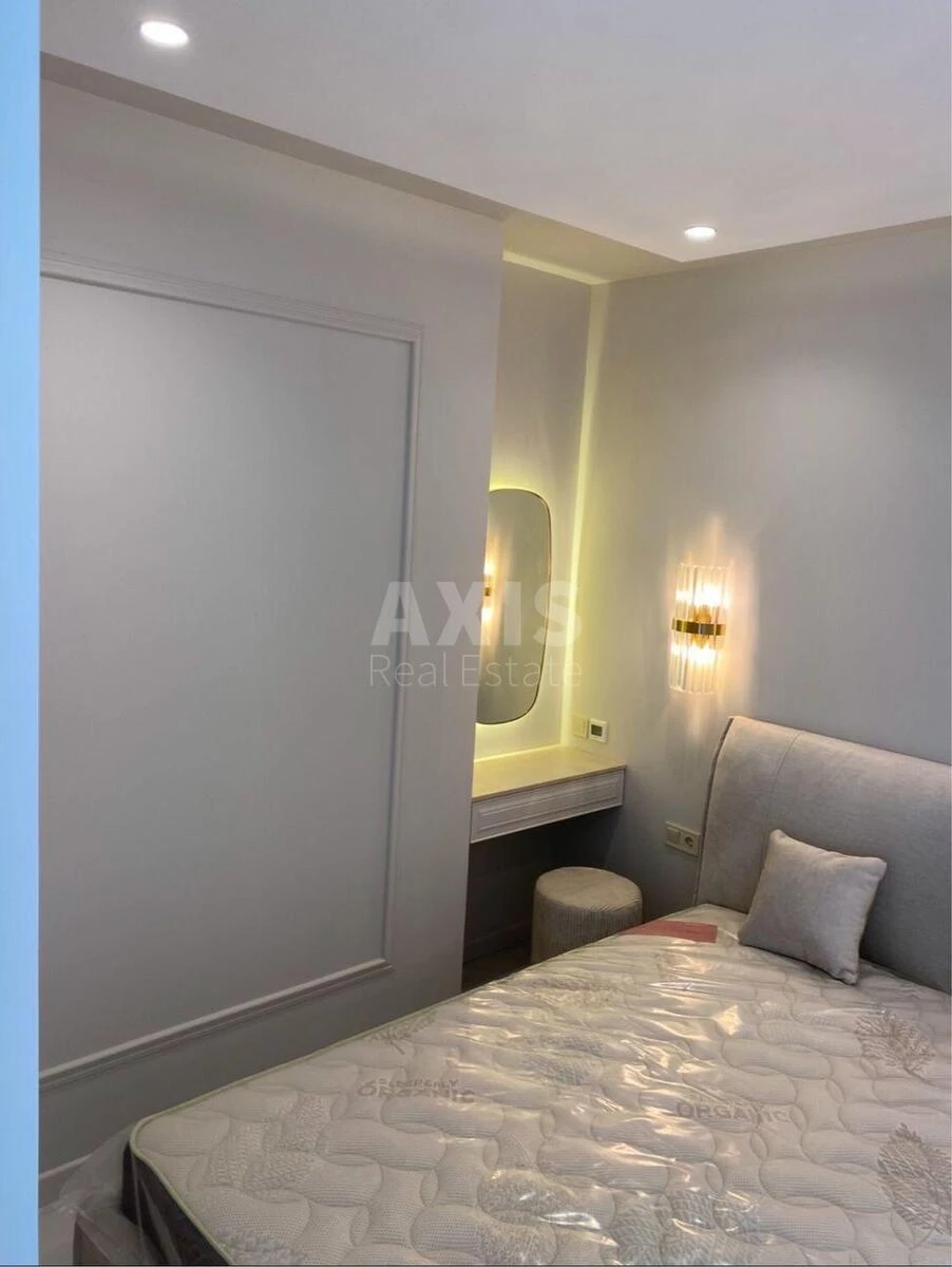 1k apartment vul. Rodyny Kristeriv 20478327