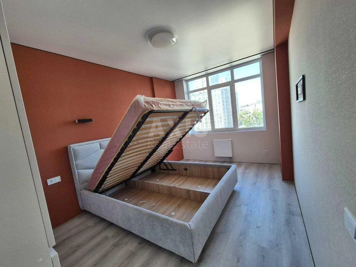 3к квартира ул. Братьев Чибинеевых 8626992