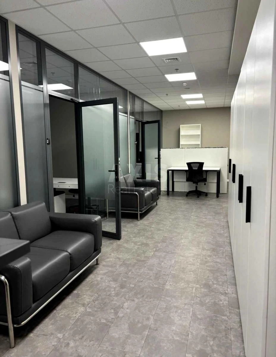 Office vul. Lypkivs'kogo Vasylja Mytropolyta 14/18, 250m26689114