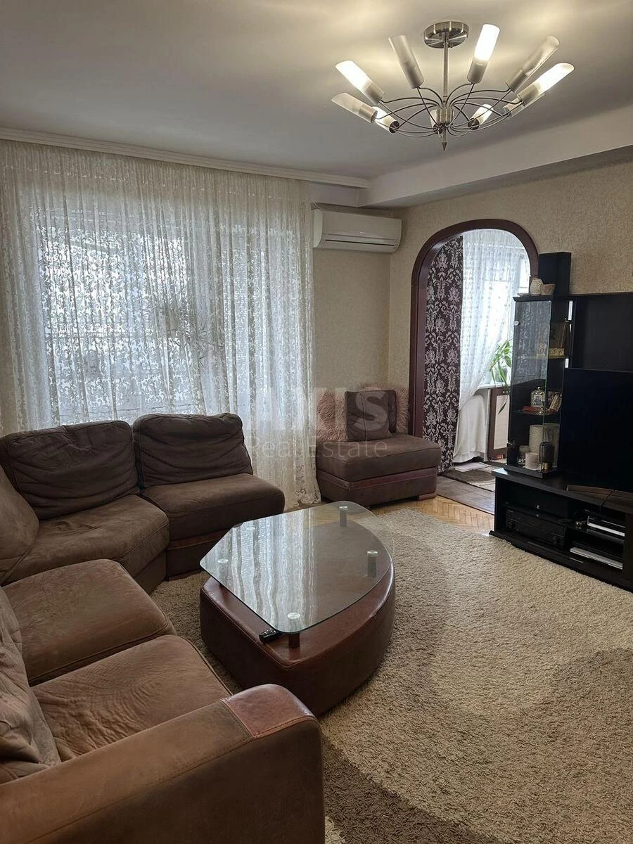 3k apartment nab. Rusanivs'ka 8/1685712