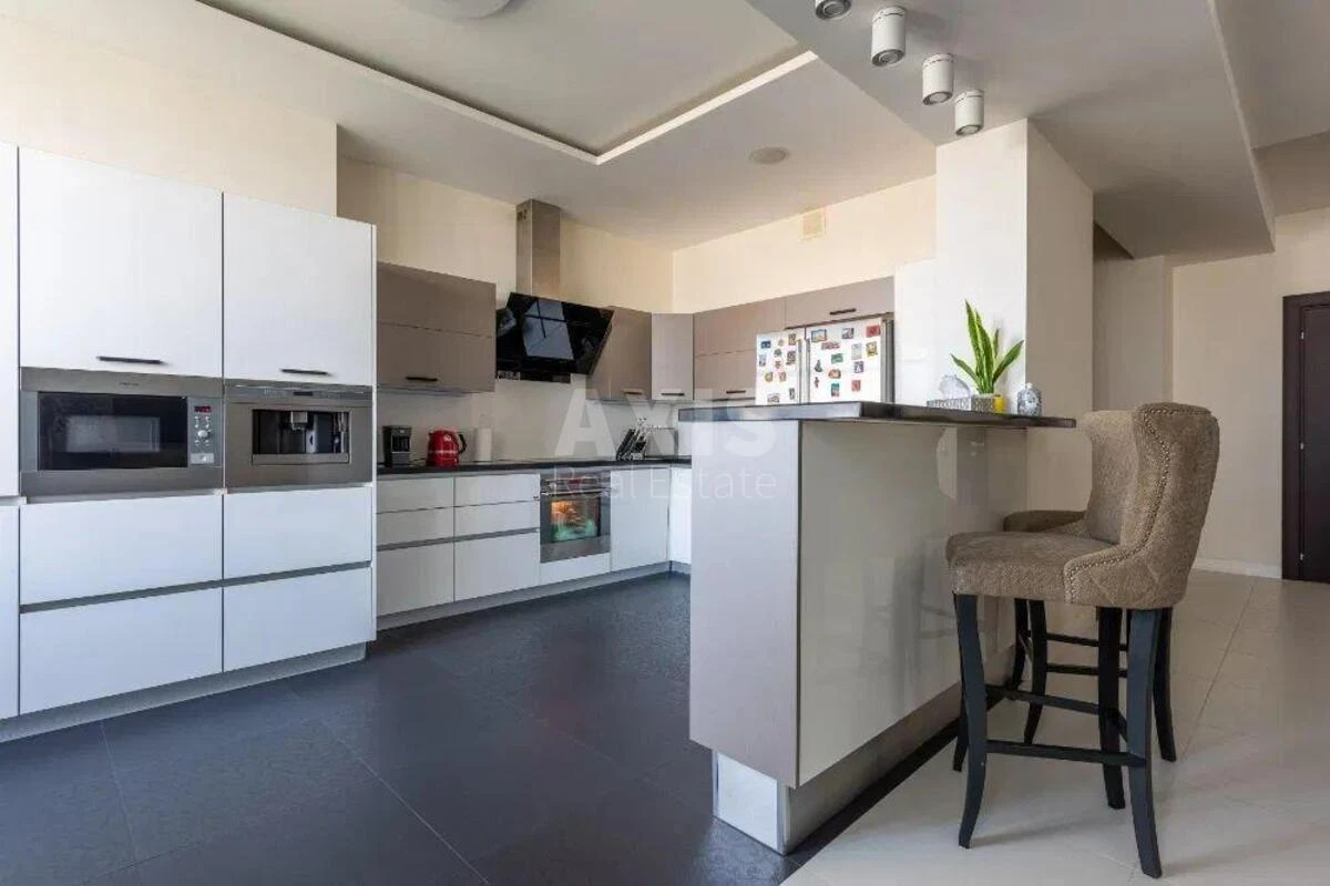 4k apartment vul. Mokra 1666995