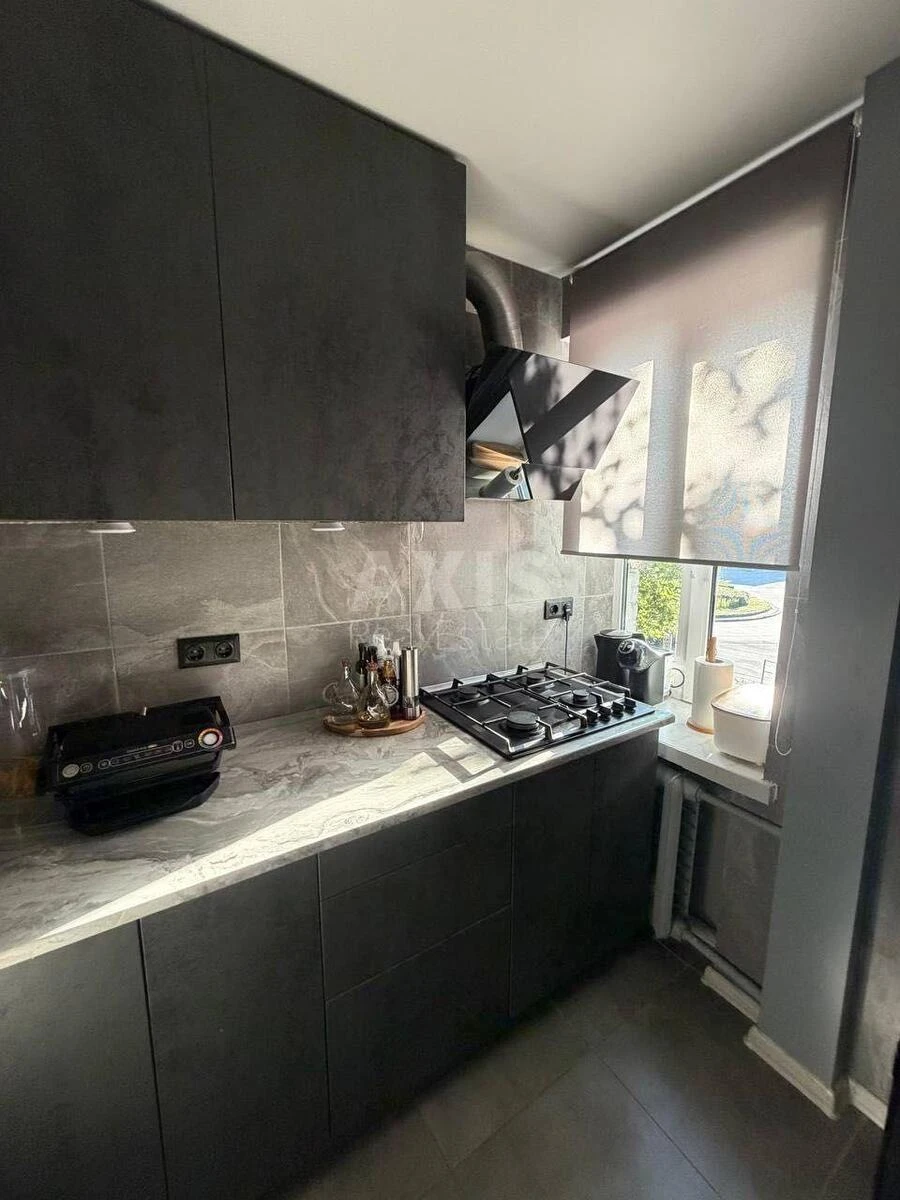 1k apartment vul. Post-Volyns'ka 2/103701240