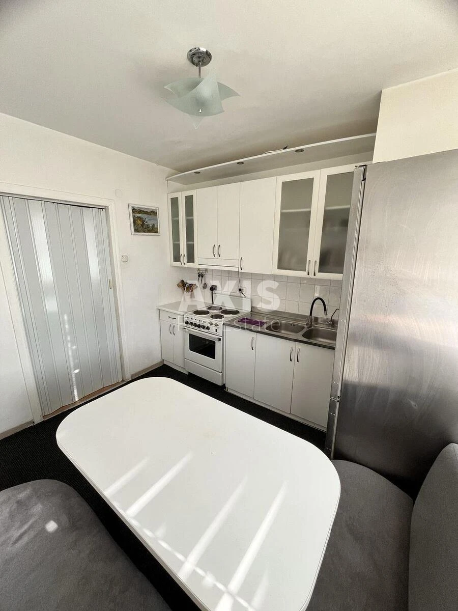 2k apartment vul. Puljuja Ivana 1А641490