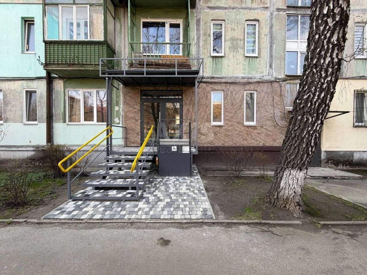 Trade object vul. Antonova Aviakonstruktora 47, 46m2