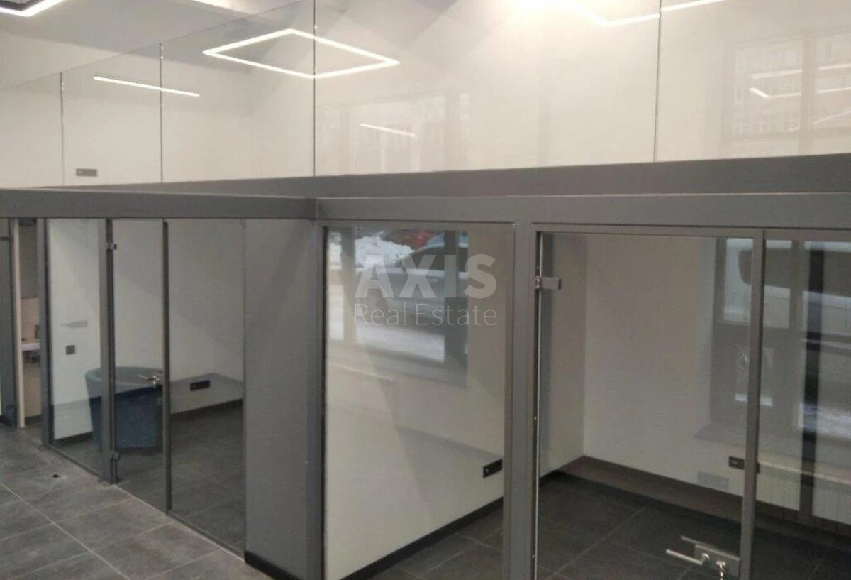 Office vul. Sverstjuka Jevgena 11В, 100m2675443