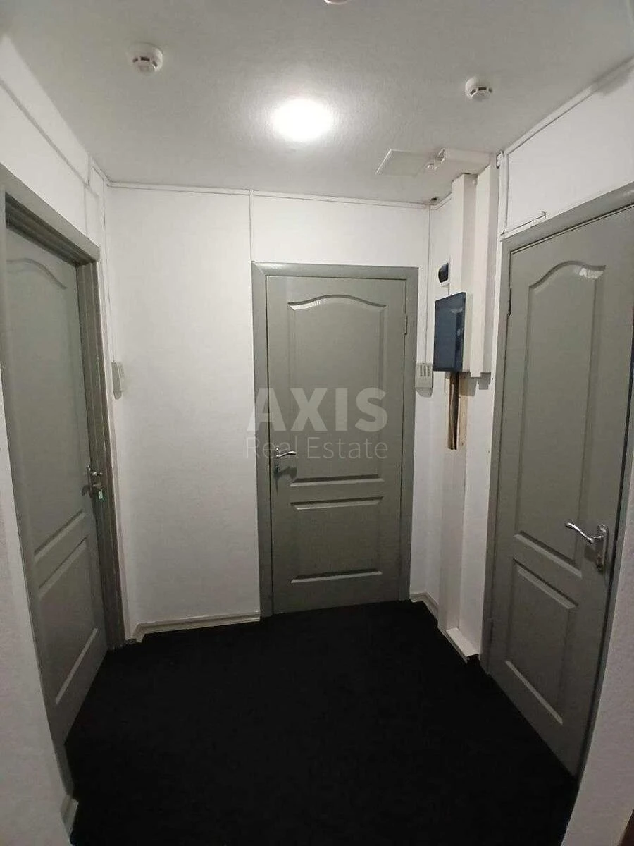 Office vul. Henerala Almazova 18/7, 53m267205