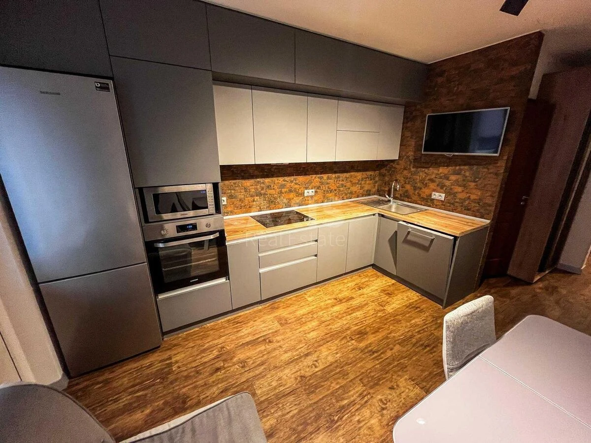 2k apartment vul. Rusovoi' Sofii' 5Б684250