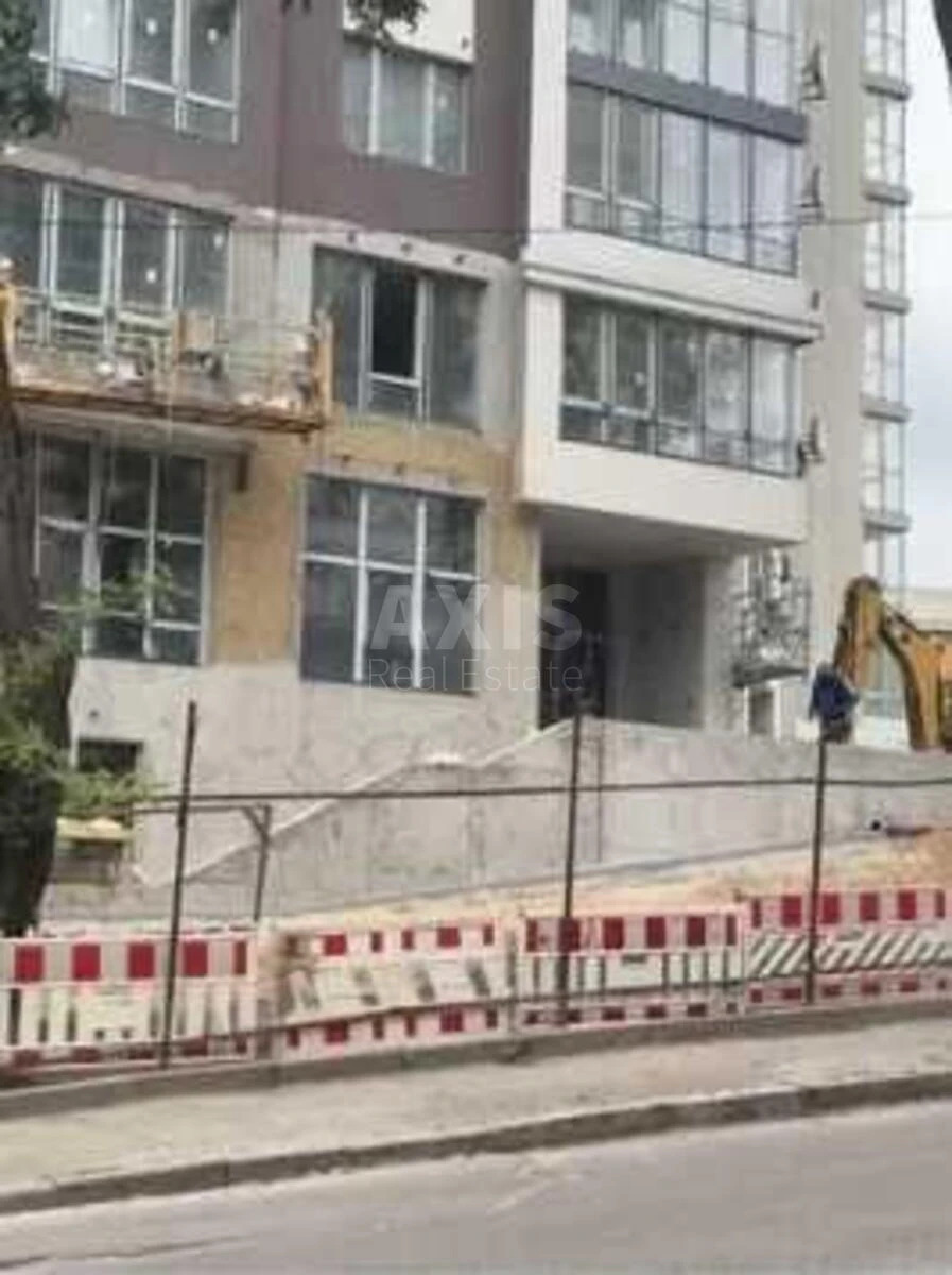 Trade object vul. Polovec'ka 4, 111m2651750