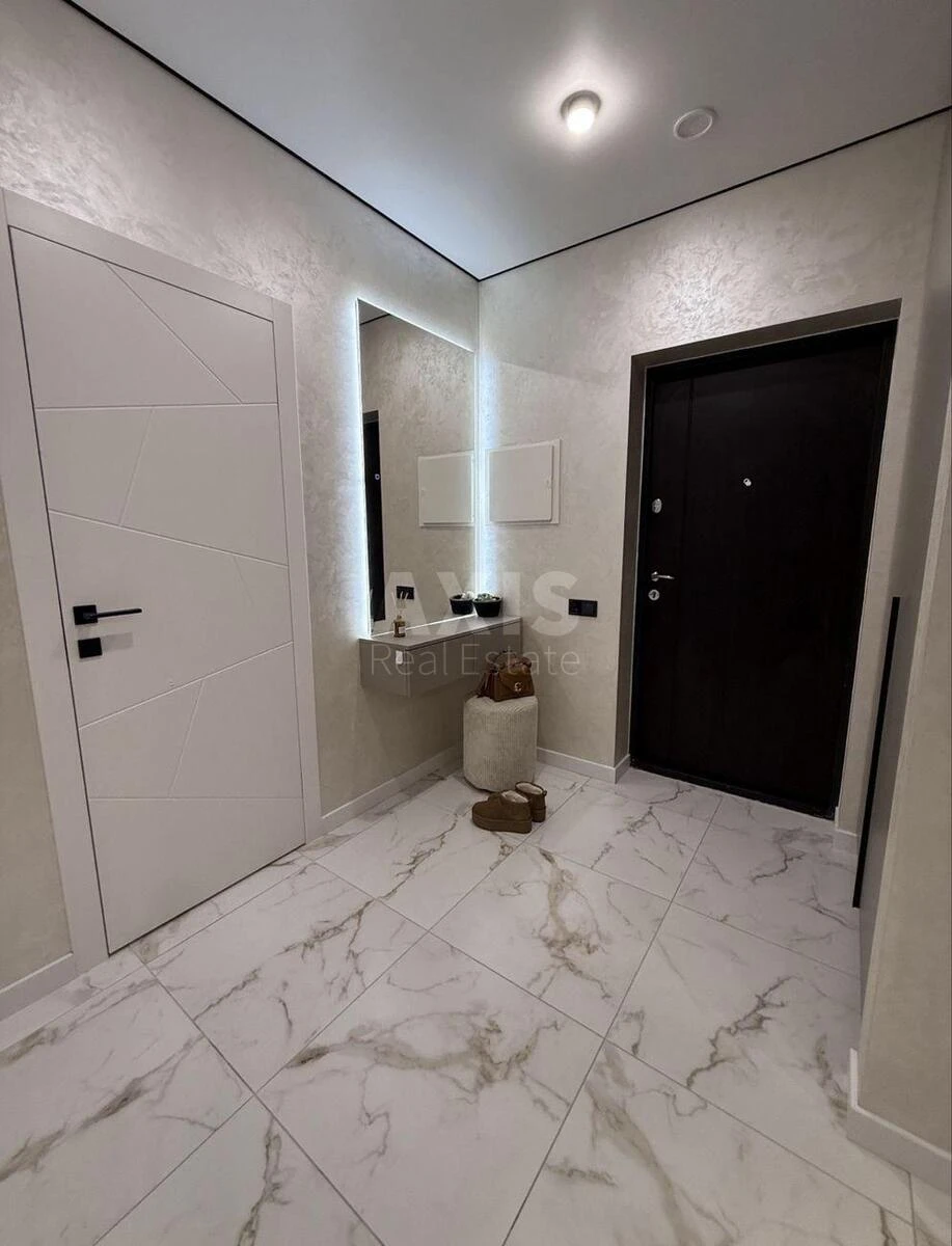 1k apartment vul. Rodyny Kristeriv 16623822