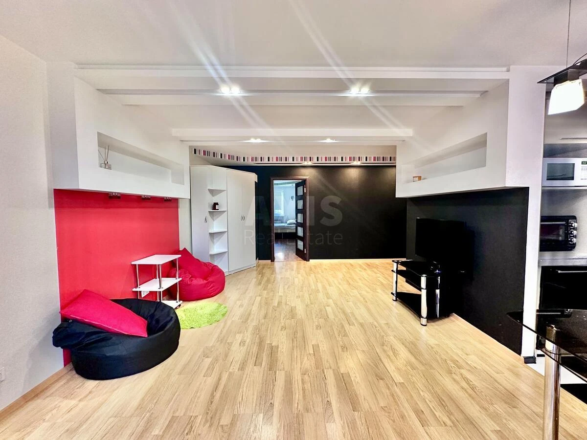 1k apartment vul. Borshhagivs'ka 143616015