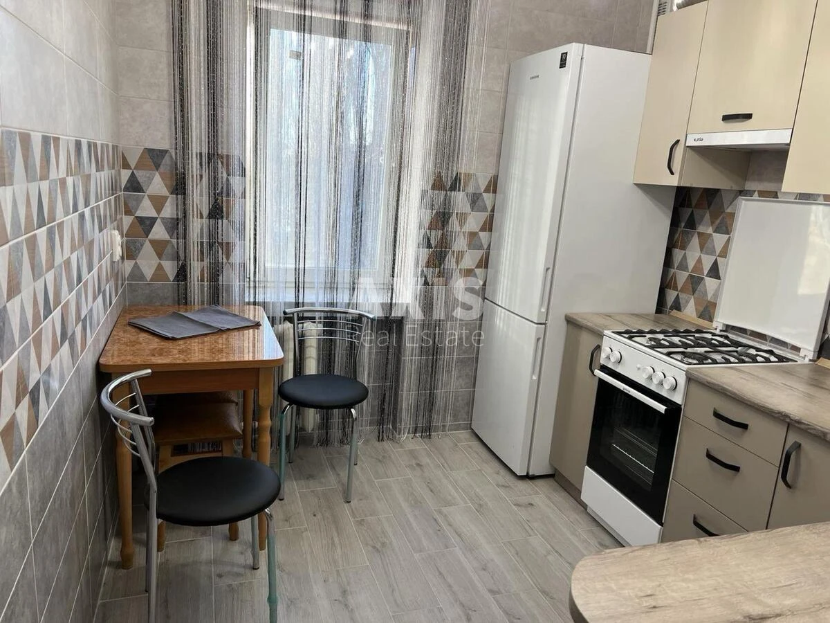 2k apartment vul. Mriyi 11E679460