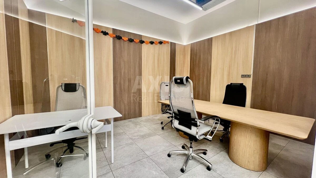 Офис ул. Сечевых Стрельцов 52А, 250м2650133