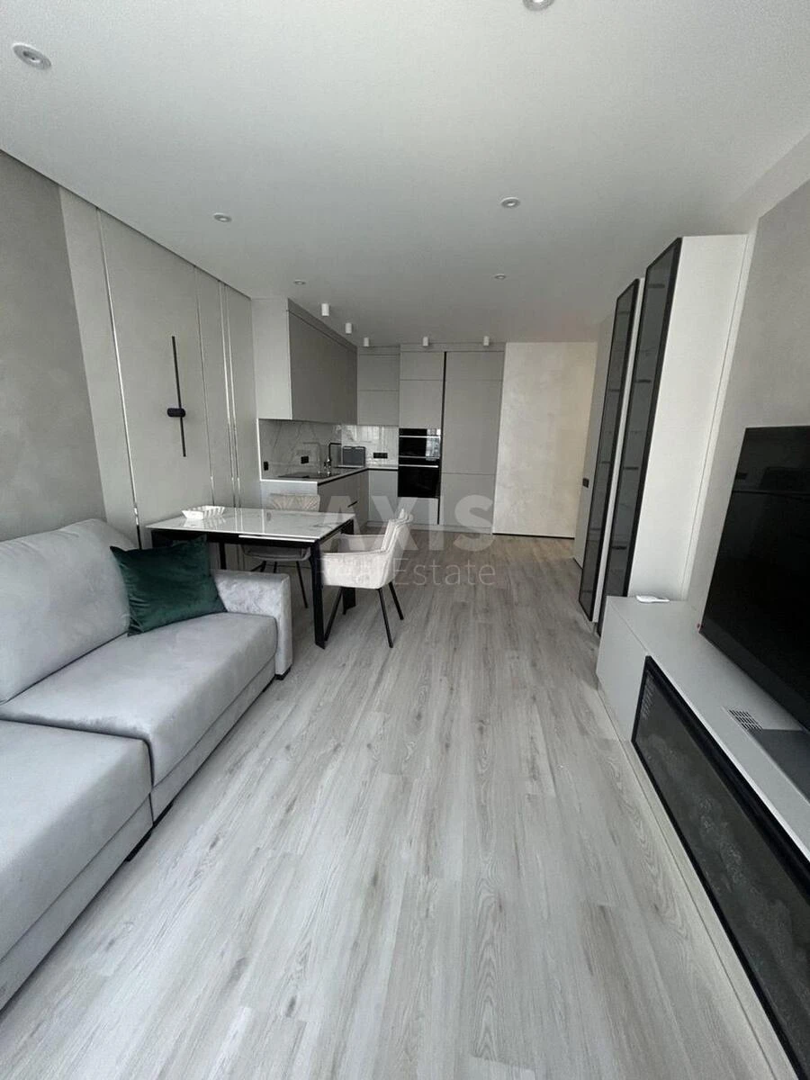 3k apartment nab. Dniprovs'ka 15634551