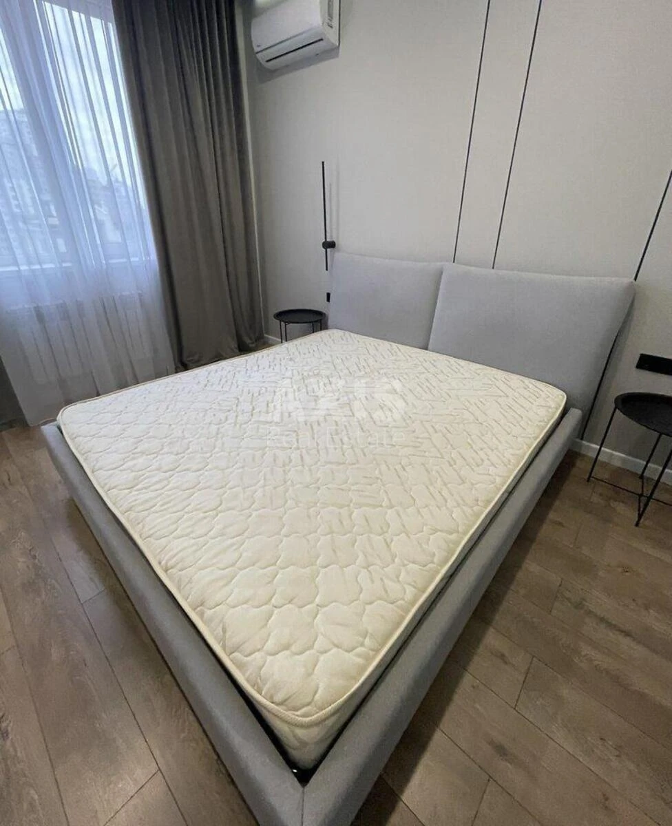 2к квартира ул. Андрея Верхогляда 14А653074