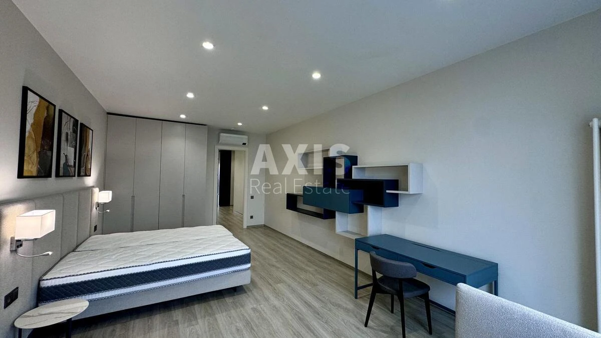 3k apartment vul. Antonovycha 118/9684634