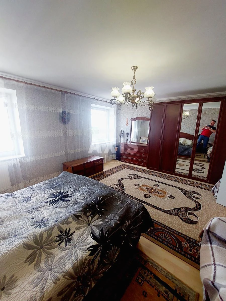 3k apartment vul. Yelyzavety Shakhatuni Two B657935