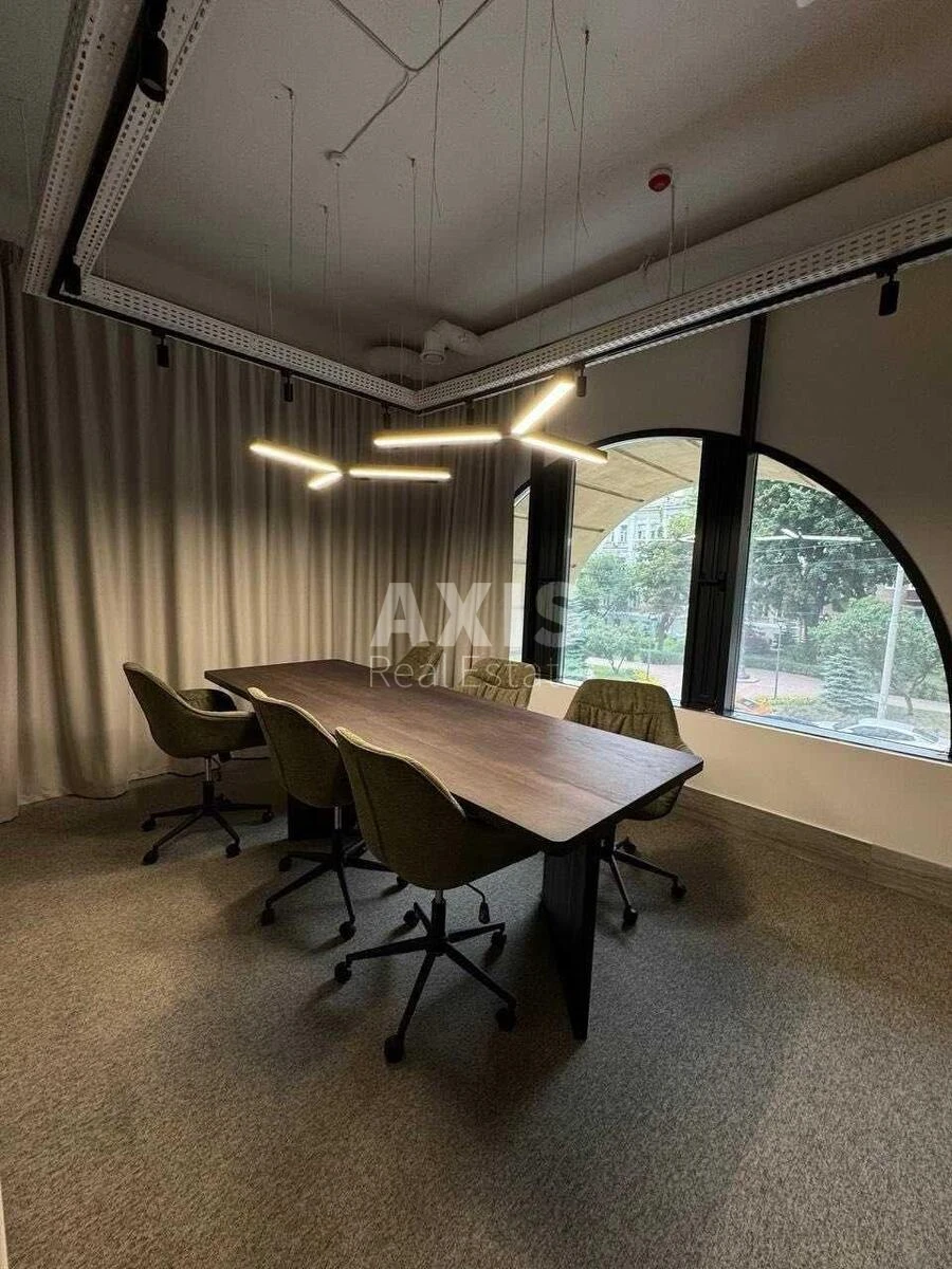 Office vul. Bul'varno-Kudrjavs'ka Fifteen A, 208m255092