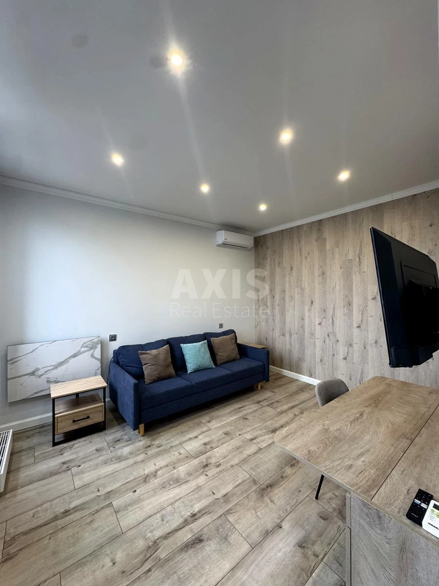 1k apartment vul. Antonovycha 44703223