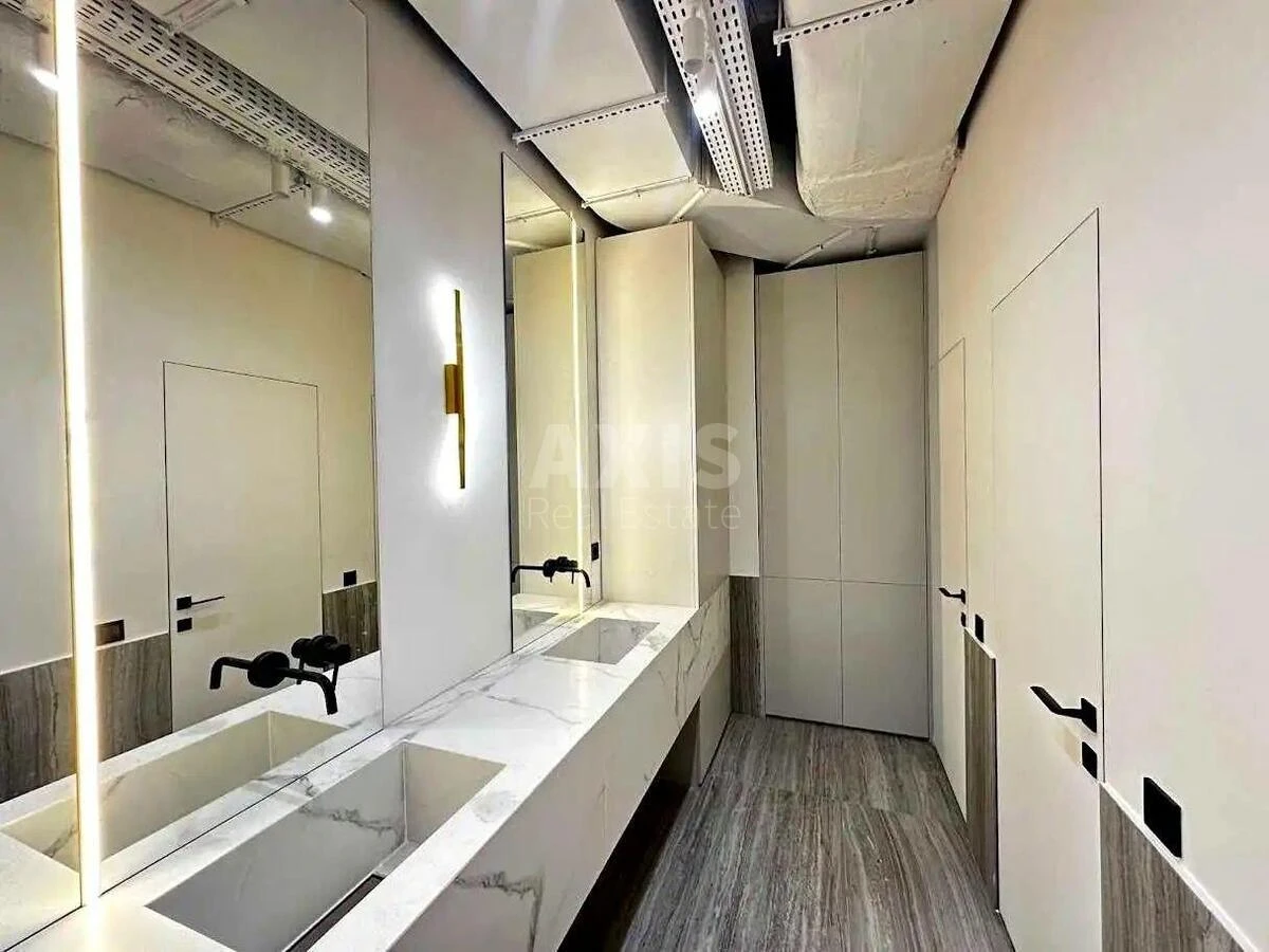 Office vul. Bul'varno-Kudrjavs'ka 15А, 180m2719906