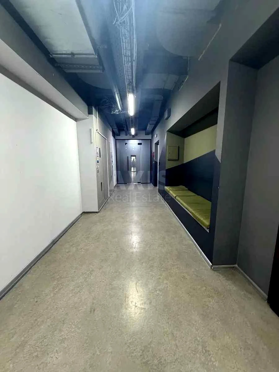 Office vul. Nyzhnij Val 51, 739m2677965