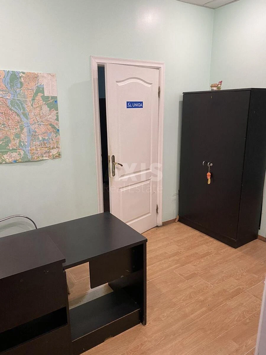 Office pr-t Lobanovs'kogo 119/2, 215m2611777