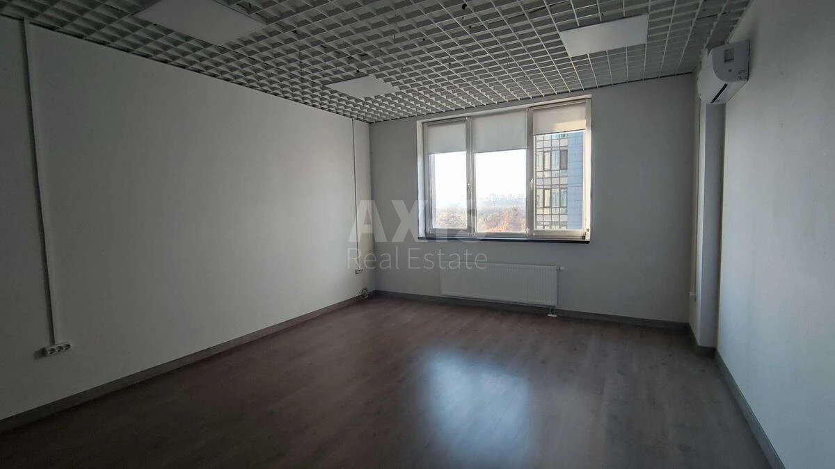 Office vul. Truskavec'ka 2А, 122m2710433