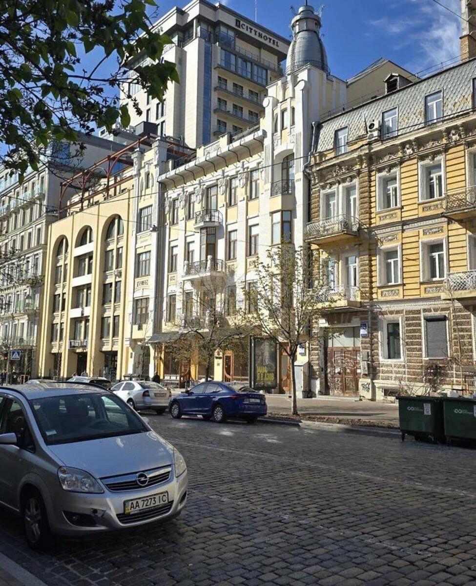 Офис ул. Хмельницкого Богдана 52, 310м260692